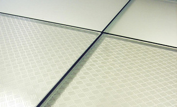 Стеклянный пол в квартиру с декоративным стеклом в Москве. Готовые проекты ПерилаГлавСнаб