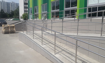 Поручни для инвалидов из нержавеющей стали в Москве. Готовые проекты ПерилаГлавСнаб