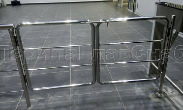 Нержавеющие двустворчатые калитки с горизонтальным заполнением купить в Москве