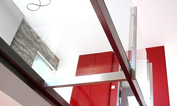 Стеклянные полы из закаленного стекла в Москве. Готовые проекты ПерилаГлавСнаб