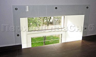 Ограждение со стеклом для окон купить в Москве