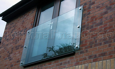 Ветрозащитное ограждение без стоек, на точечном креплении в торец купить в Москве