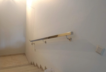 Пристенные поручни купить в Москве