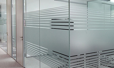 Стеклянные офисные перегородки с матовой пленкой купить в Москве