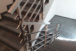 Перила для лестниц из металла в Москве. Готовые проекты ПерилаГлавСнаб - фото 13