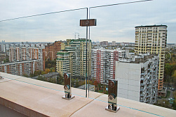 Цельностеклянные ограждения для крыш в Москве. Готовые проекты ПерилаГлавСнаб - фото 17