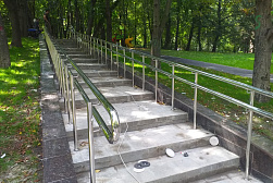 Перила для лестниц из металла в Москве. Готовые проекты ПерилаГлавСнаб - фото 11