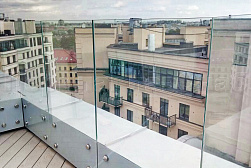 Цельностеклянные ограждения для крыш в Москве. Готовые проекты ПерилаГлавСнаб - фото 24