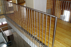 Перила и ограждения с вертикальным заполнением в Москве. Готовые проекты ПерилаГлавСнаб - фото 18