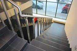 Перила и ограждения с вертикальным заполнением в Москве. Готовые проекты ПерилаГлавСнаб - фото 12