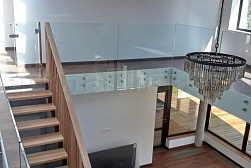 Стеклянные перила для атриумов в Москве. Готовые проекты ПерилаГлавСнаб - фото 21