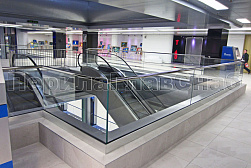 Цельностеклянные ограждения на несущем стекле в Москве. Готовые проекты ПерилаГлавСнаб - фото 23