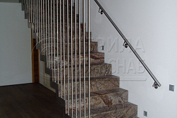 Перила и ограждения с вертикальным заполнением в Москве. Готовые проекты ПерилаГлавСнаб - фото 17