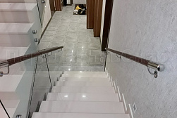 Цельностеклянные ограждения на несущем стекле в Москве. Готовые проекты ПерилаГлавСнаб - фото 13