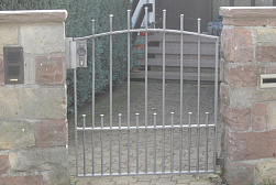 Нержавеющие калитки в Москве. Готовые проекты ПерилаГлавСнаб - фото 3