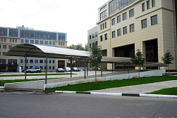 Козырьки и навесы на металлокаркасе в Москве. Готовые проекты ПерилаГлавСнаб - фото 24