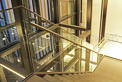 Стеклянные ограждения для торговых  и бизнес центров в Москве. Готовые проекты ПерилаГлавСнаб - фото 21