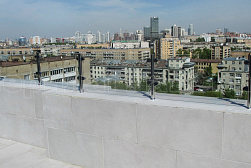 Цельностеклянные ограждения для крыш в Москве. Готовые проекты ПерилаГлавСнаб - фото 5