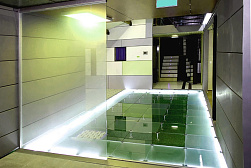 Стеклянные полы в Москве. Готовые проекты ПерилаГлавСнаб - фото 14